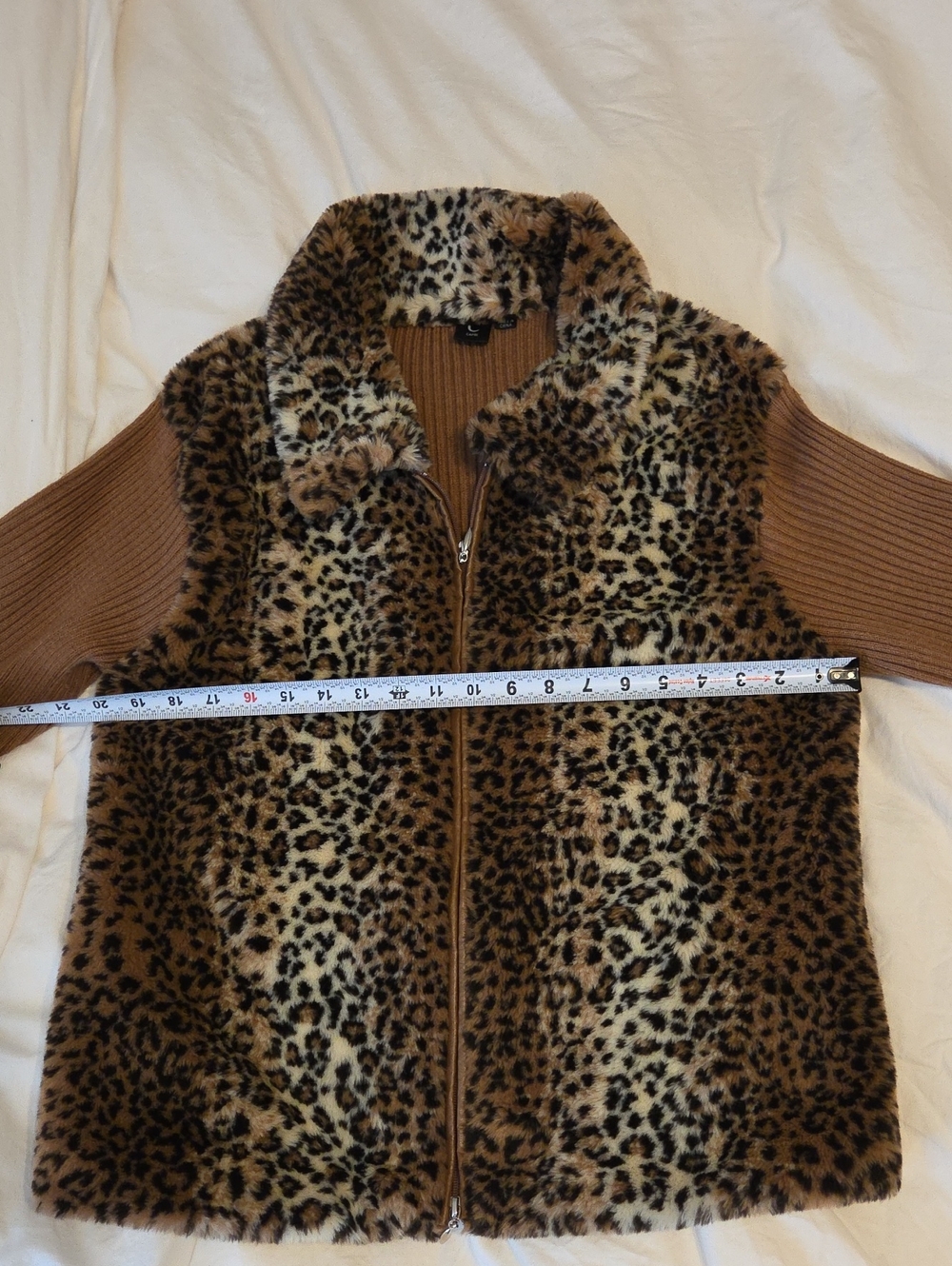 Zippered Sweater With Animal Print Furry Front.  Women's Med